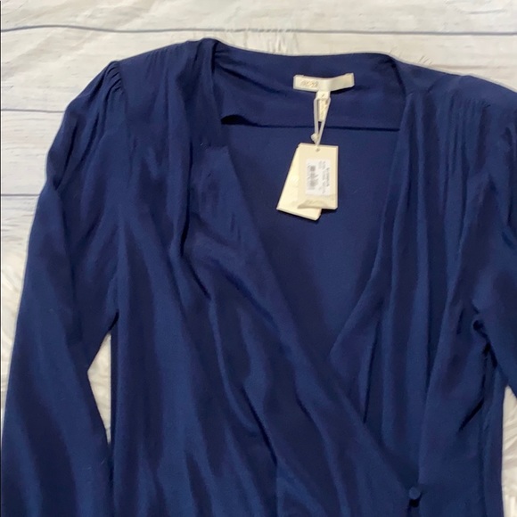 SOLD! Maje Renie Crepe Navy Wrap Dress M NWT - Picture 4 of 9